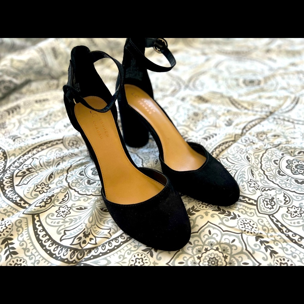 LC Lauren Conrad heels